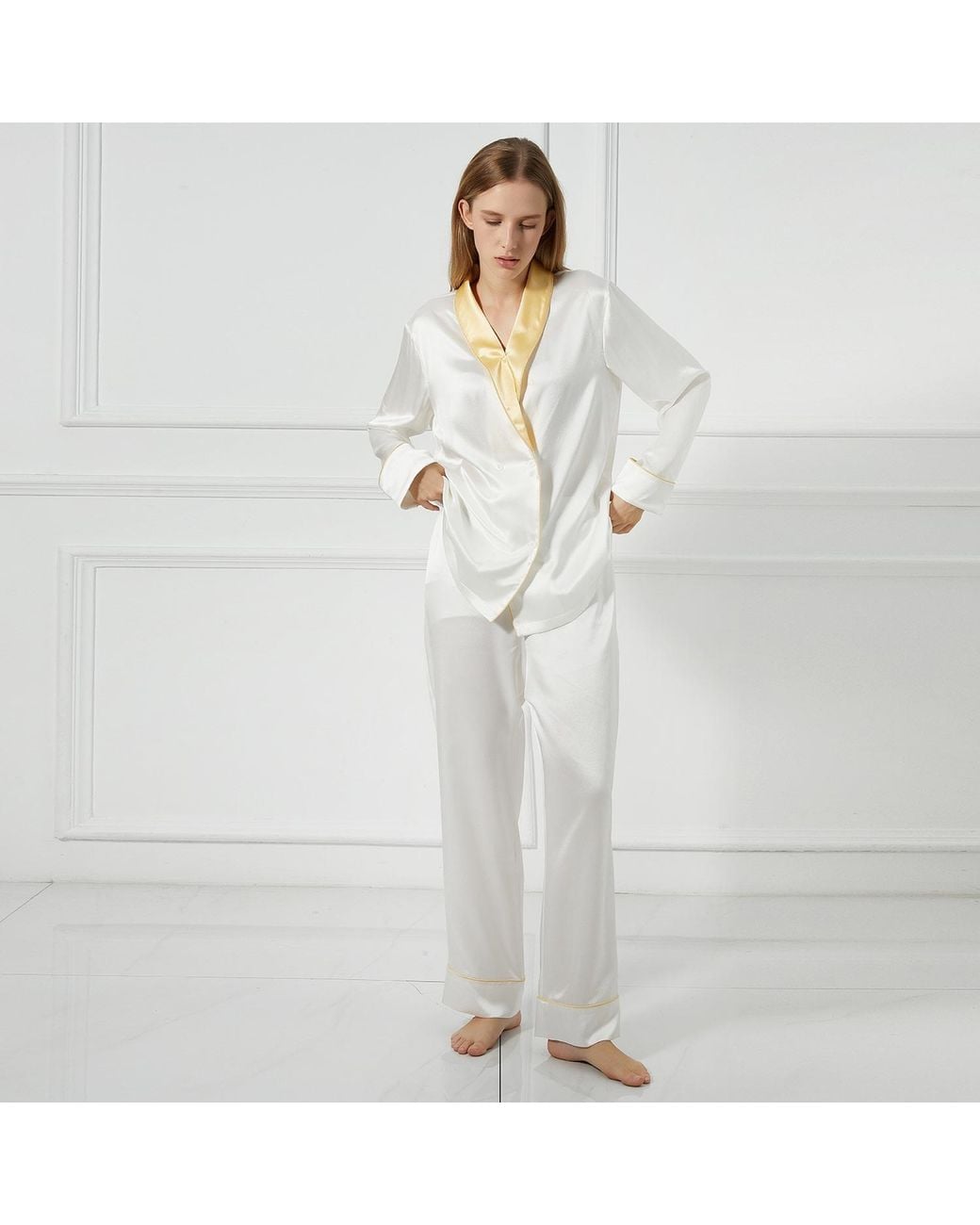 Soft Strokes Silk Metallic Daffodils Pure Silk Long Sleeve Pyjama Set For