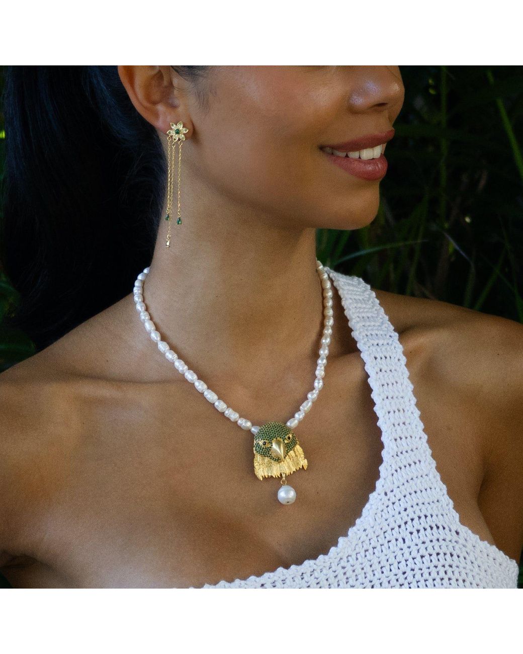 Ebru Jewelry Metallic Majestic Emerald Eagle Pearl Necklace