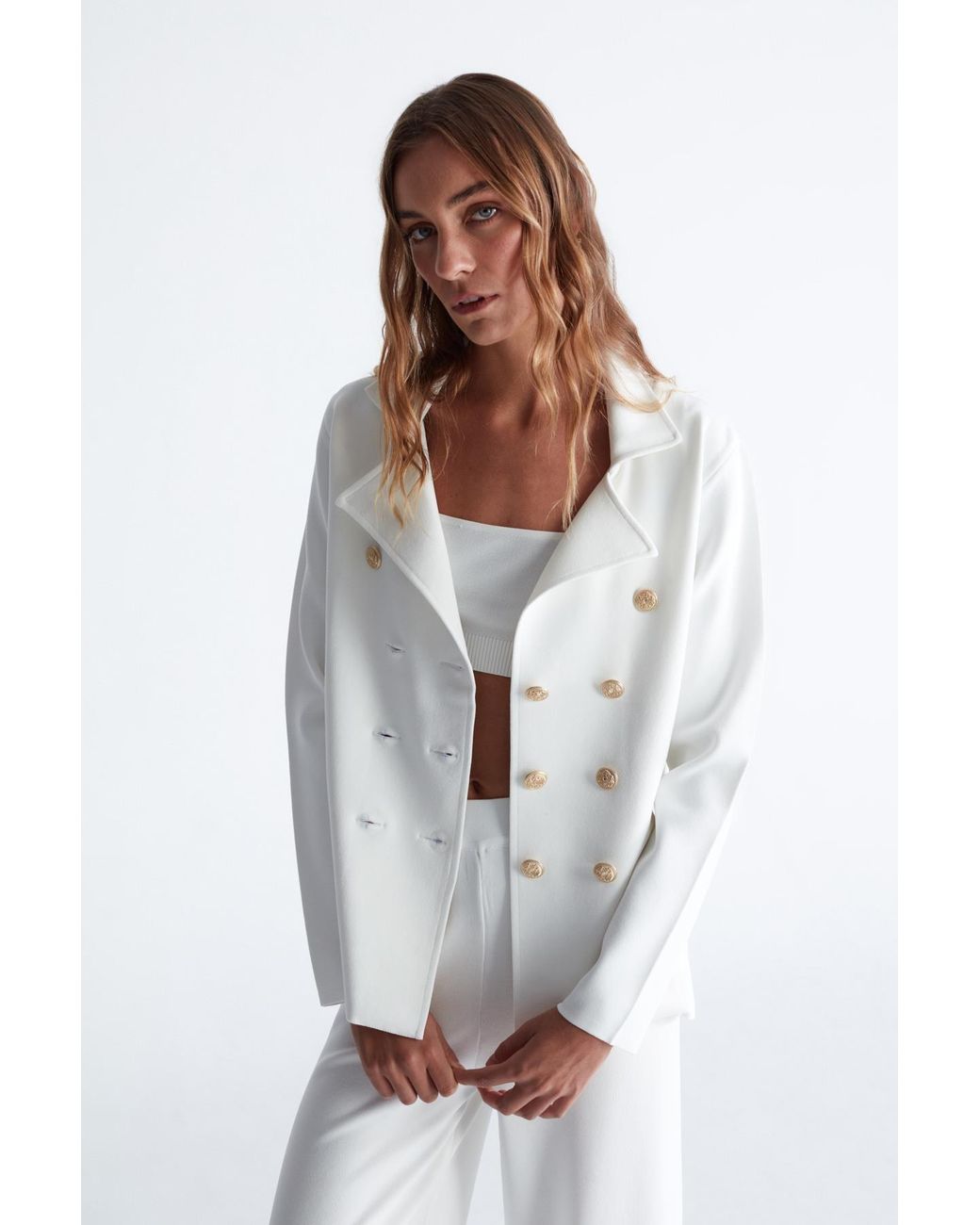 Peraluna White Katherine Standard Cut Knit Blazer