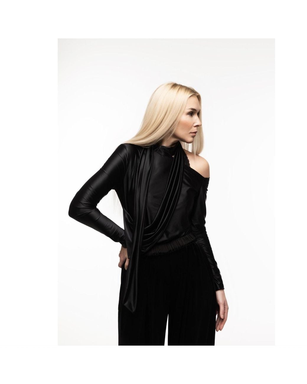 Julia Allert Black Wide-Leg Velvet Trousers With Satin Details