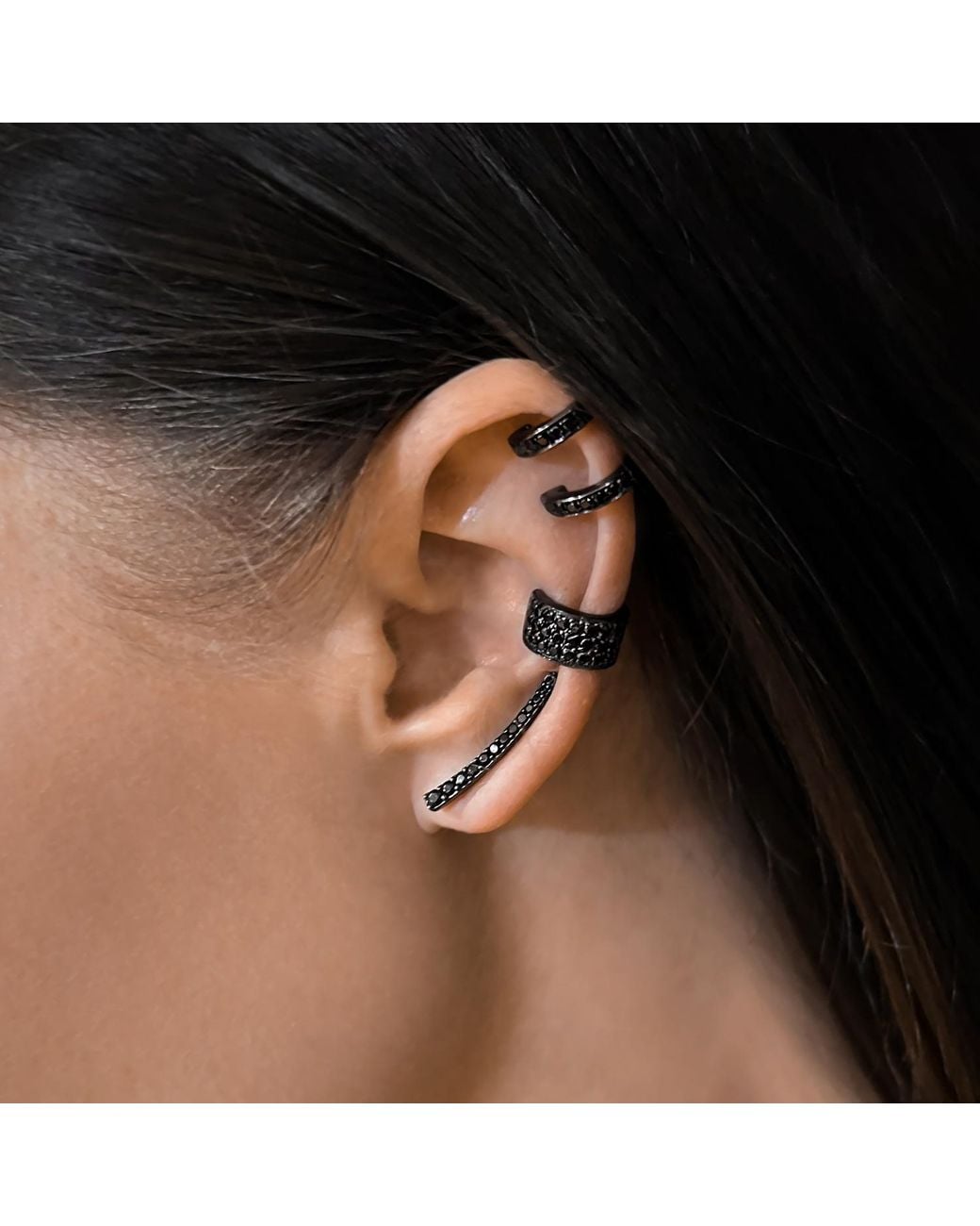 SALLY SKOUFIS Black Destiny Ear Cuff With Made Cz Diamond Stimulant