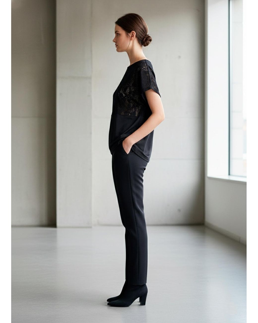 Conquista Black Lace Panel Top – Timeless Elegance With A Modern Touch