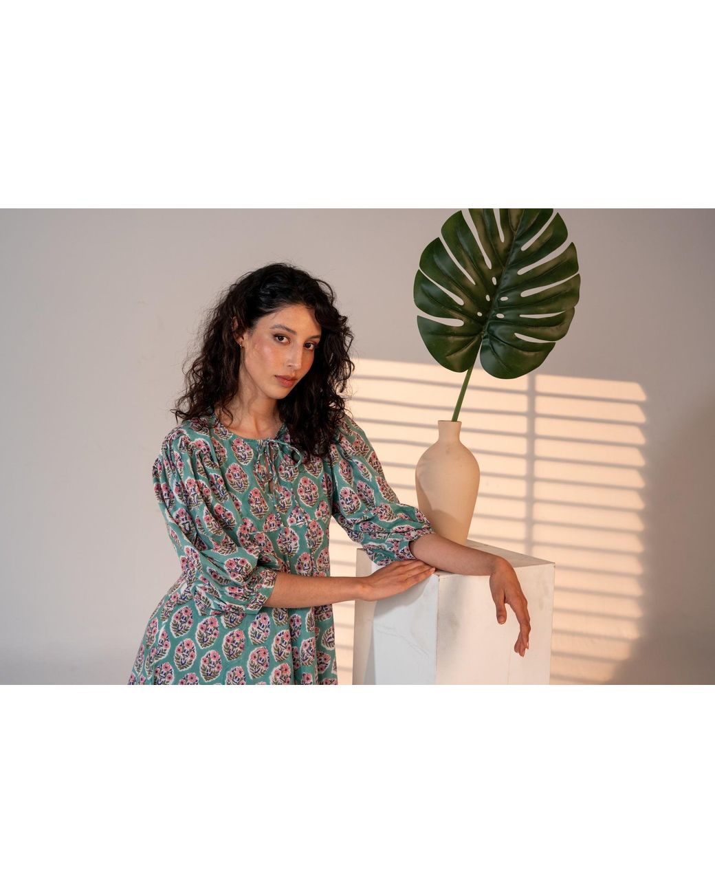 Carolina Benoit Blue Palm Springs Print Kaftan Bouquet