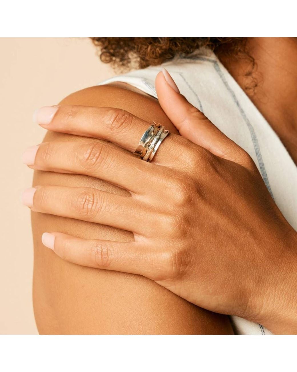 Charlotte's Web Jewellery White Aura Magic Spinning Ring