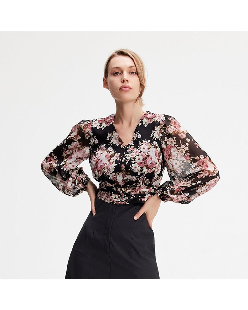 Smart and Joy Black Short Blouse With Flower Print