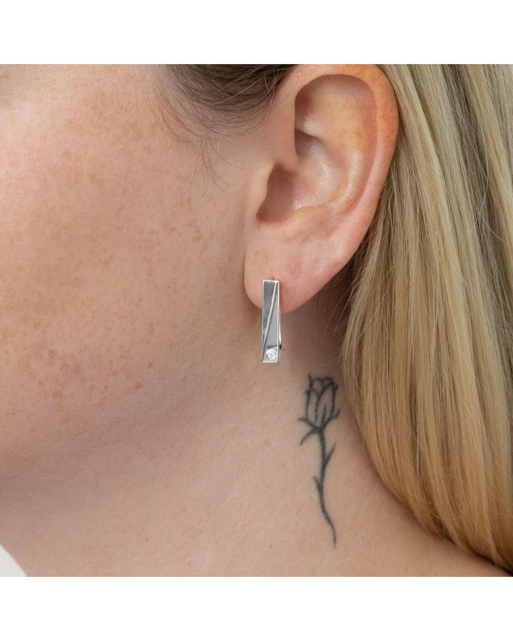 Cier White Flex Diamond Hoop Earrings