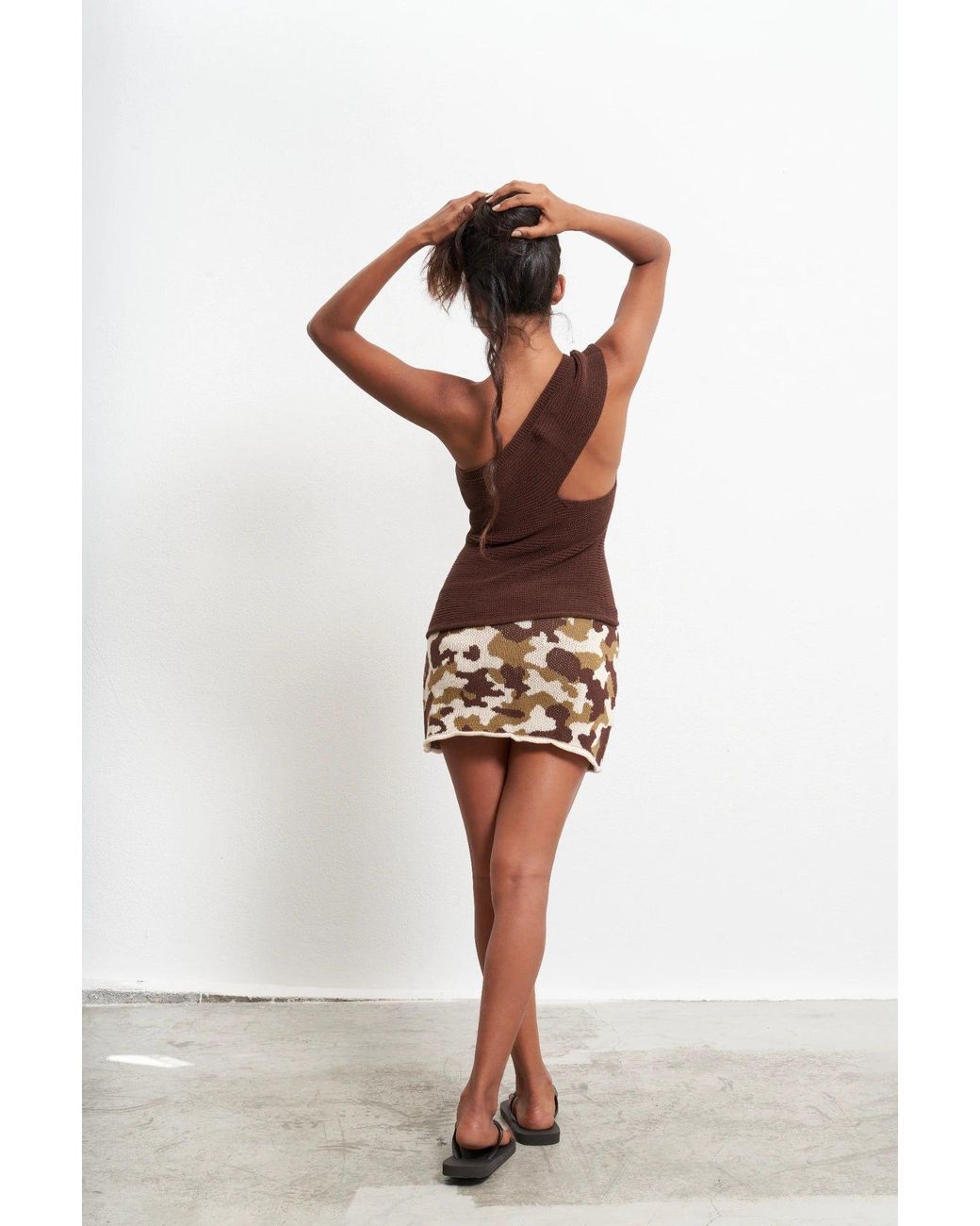 Par & Escala Brown Sere Top