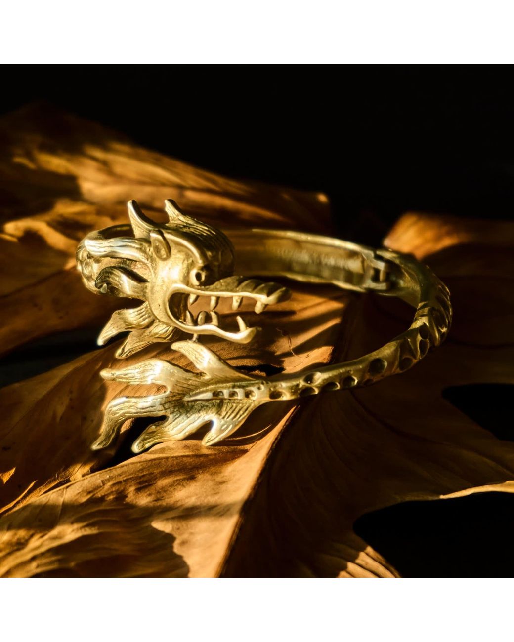 Zeworks Metallic Dragon Cuff Bracelet