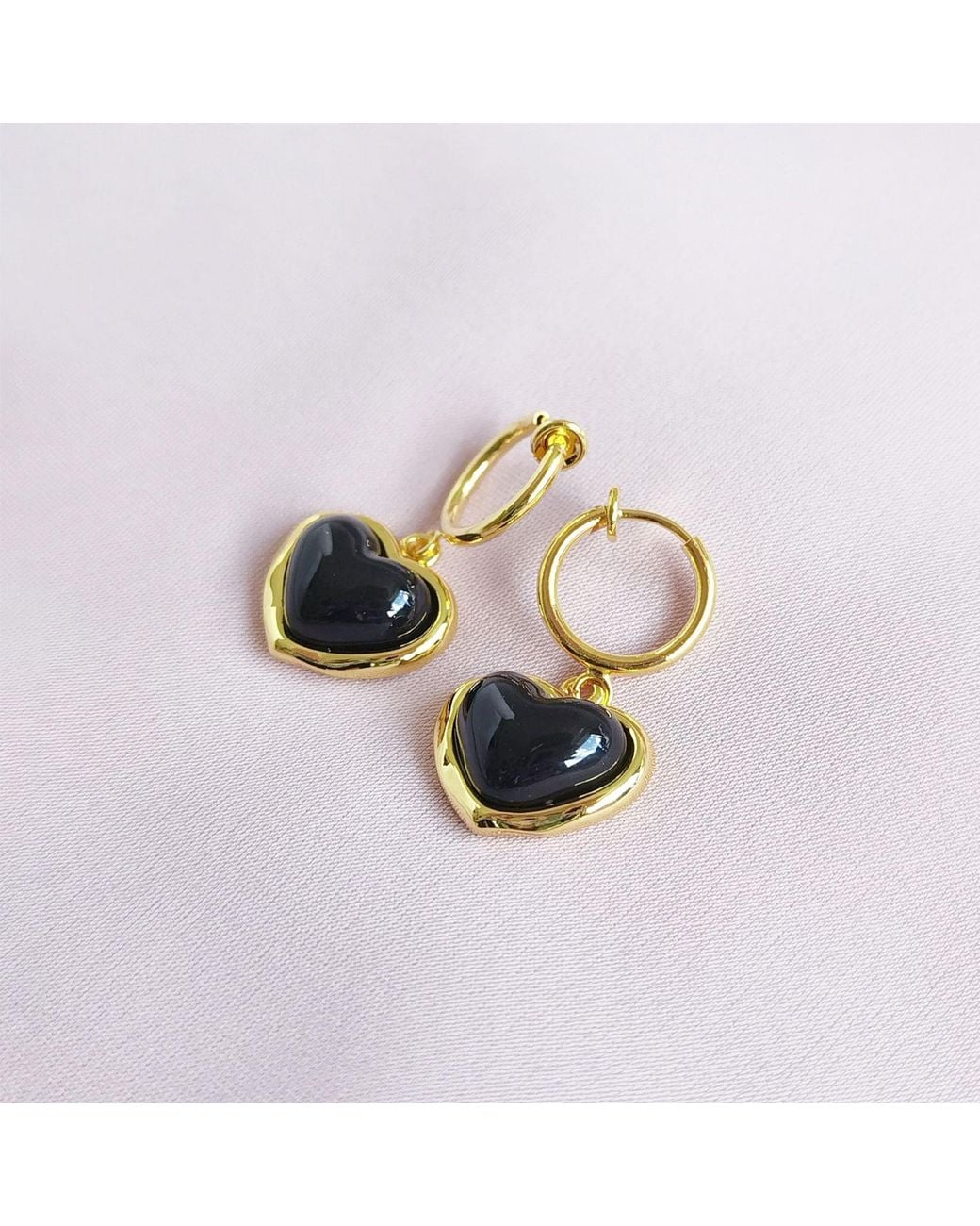 POPORCELAIN Black Porcelain Heart Clip-On Hoop Earrings