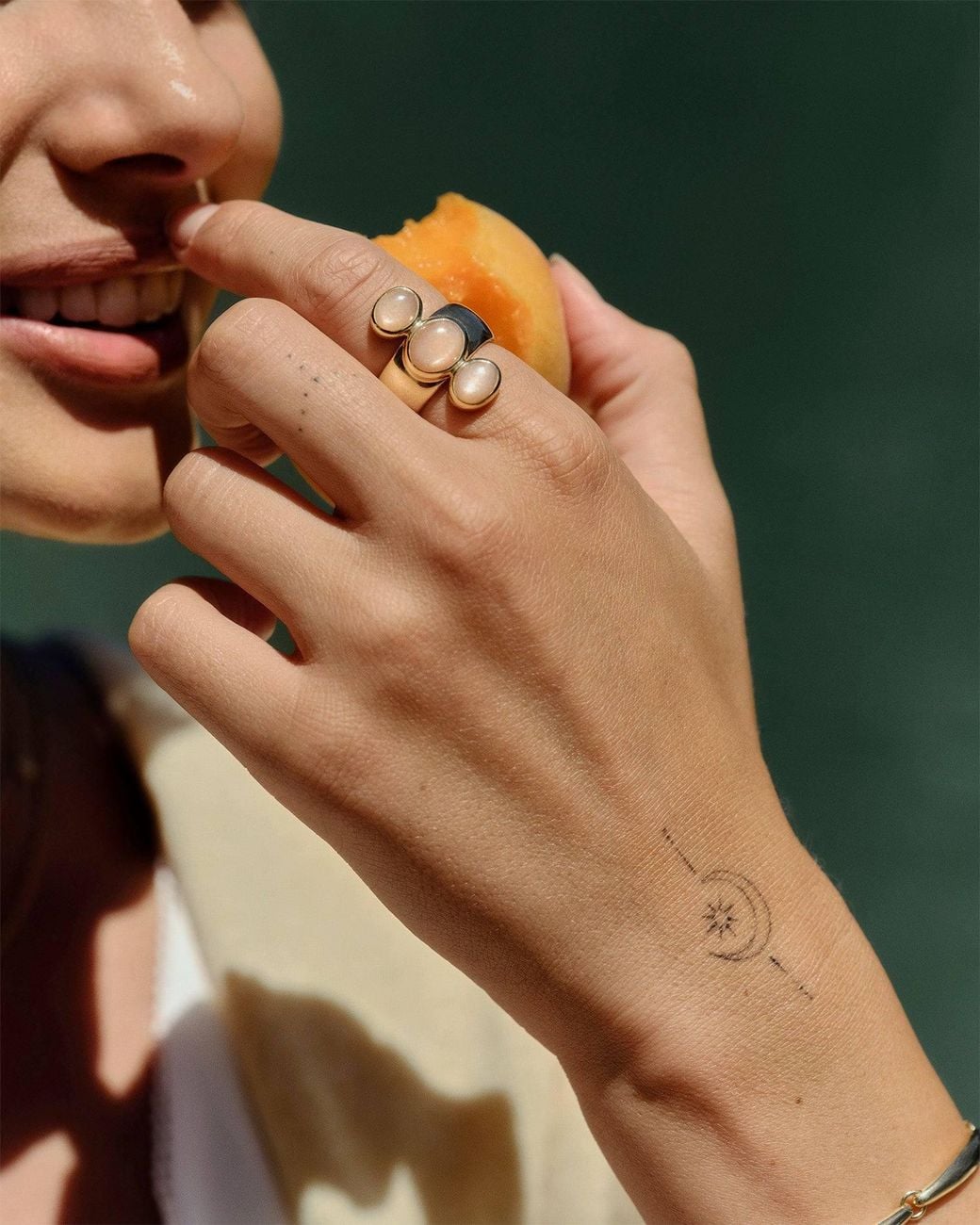 Stone Fruit Metallic Pulp Ring