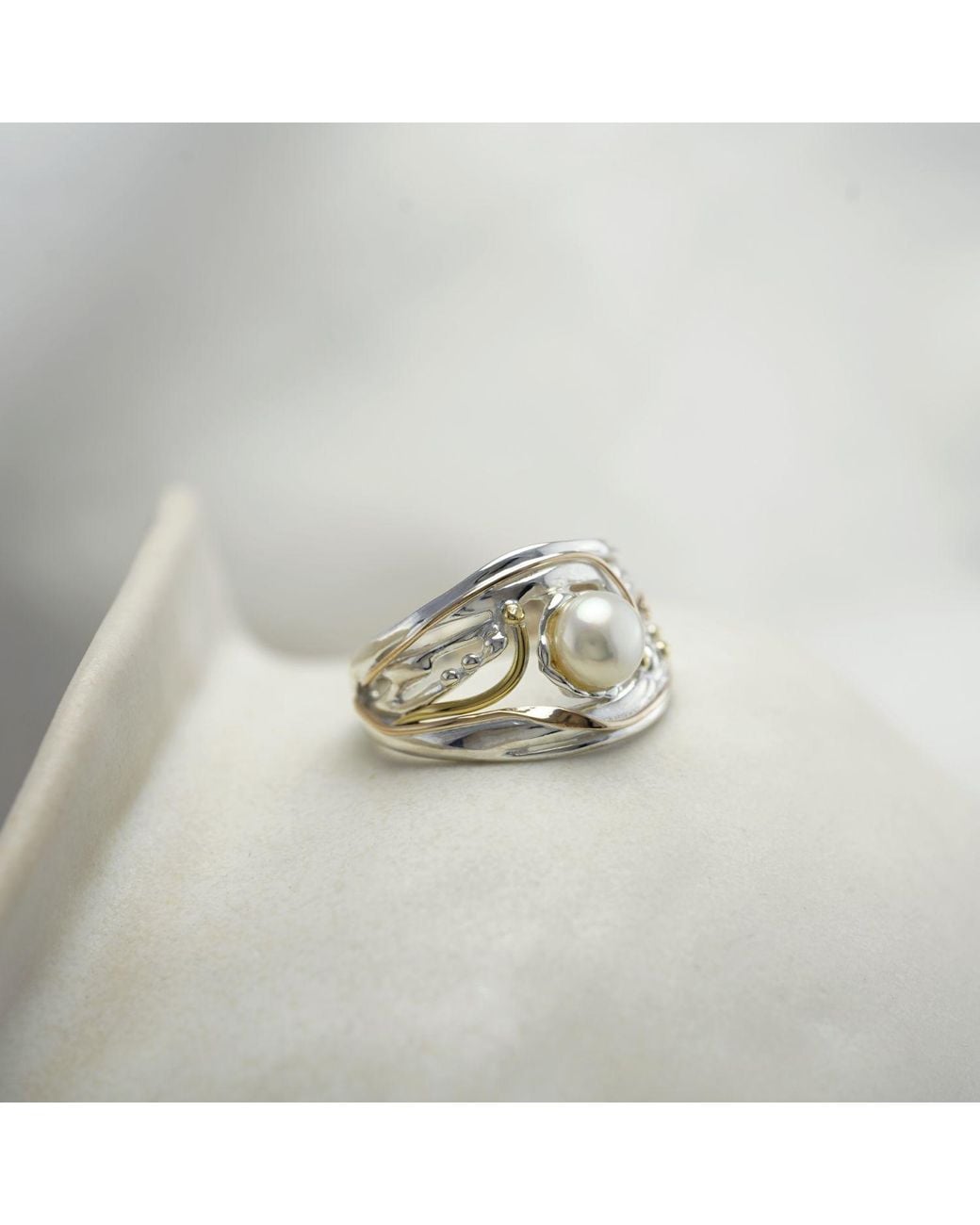 Isla Silver Metallic Pearl Statement Ring