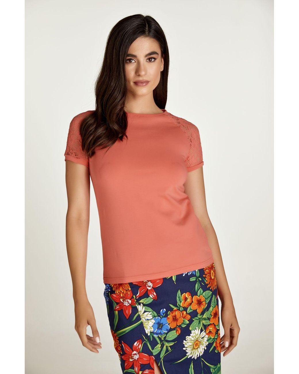 Conquista Pink Coral Top With Short Lace Sleeves