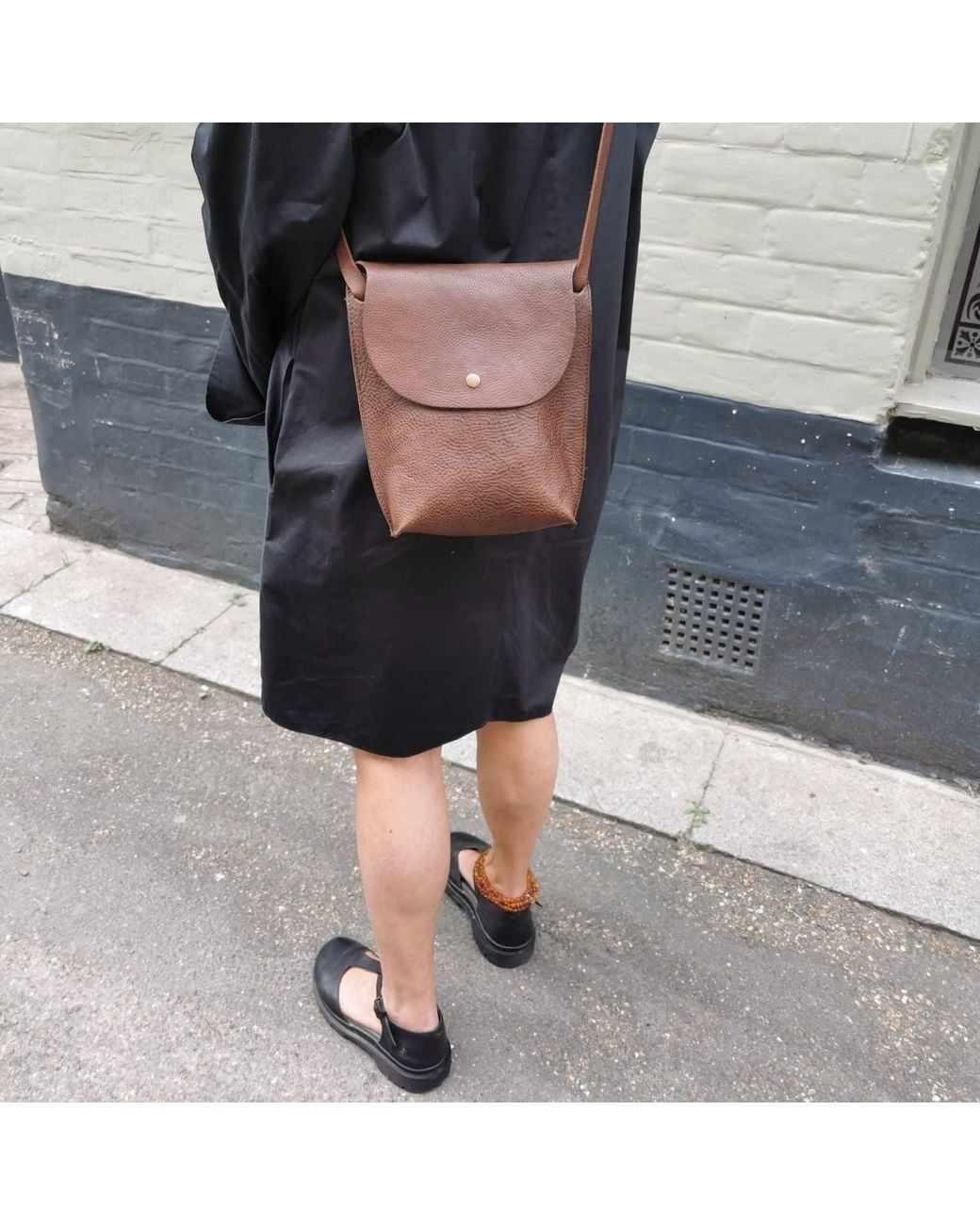 Cocobarclay Brown Bobbin Bag