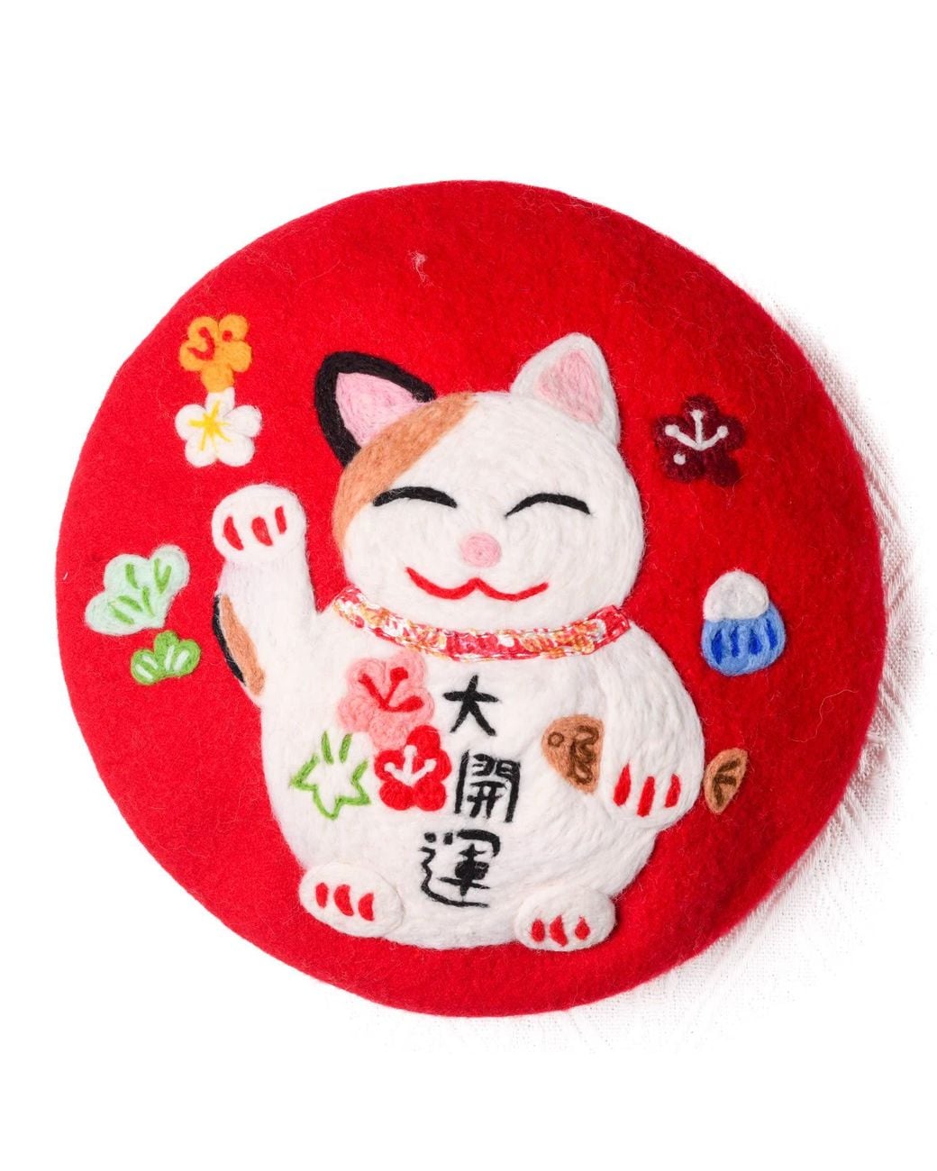 Heartfelt Layers Maneki Neko Lucky Cat in Red | Lyst