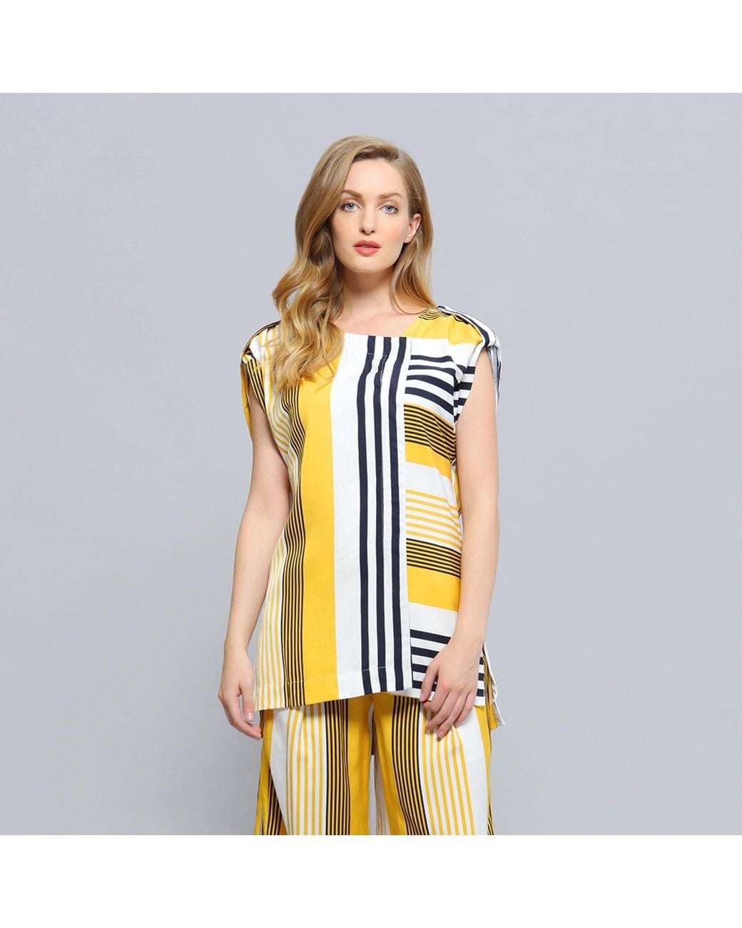 Smart and Joy Yellow Long Stripe Print Game Top