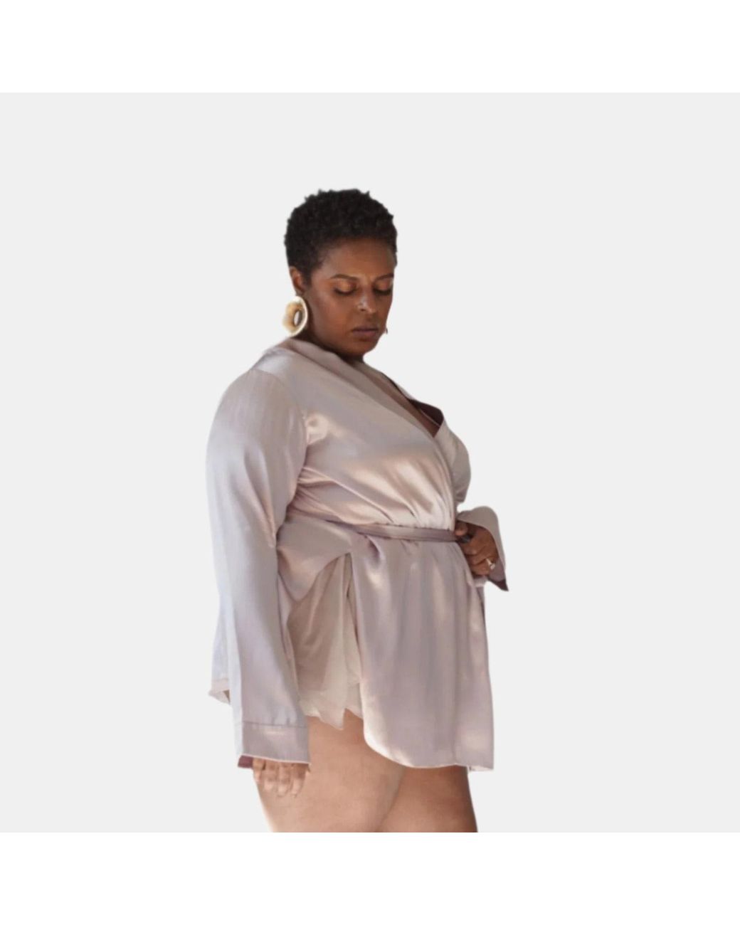 Je Mérite (I Deserve) Purple Silk Short Robe & Silk Chiffon Tap Short Set