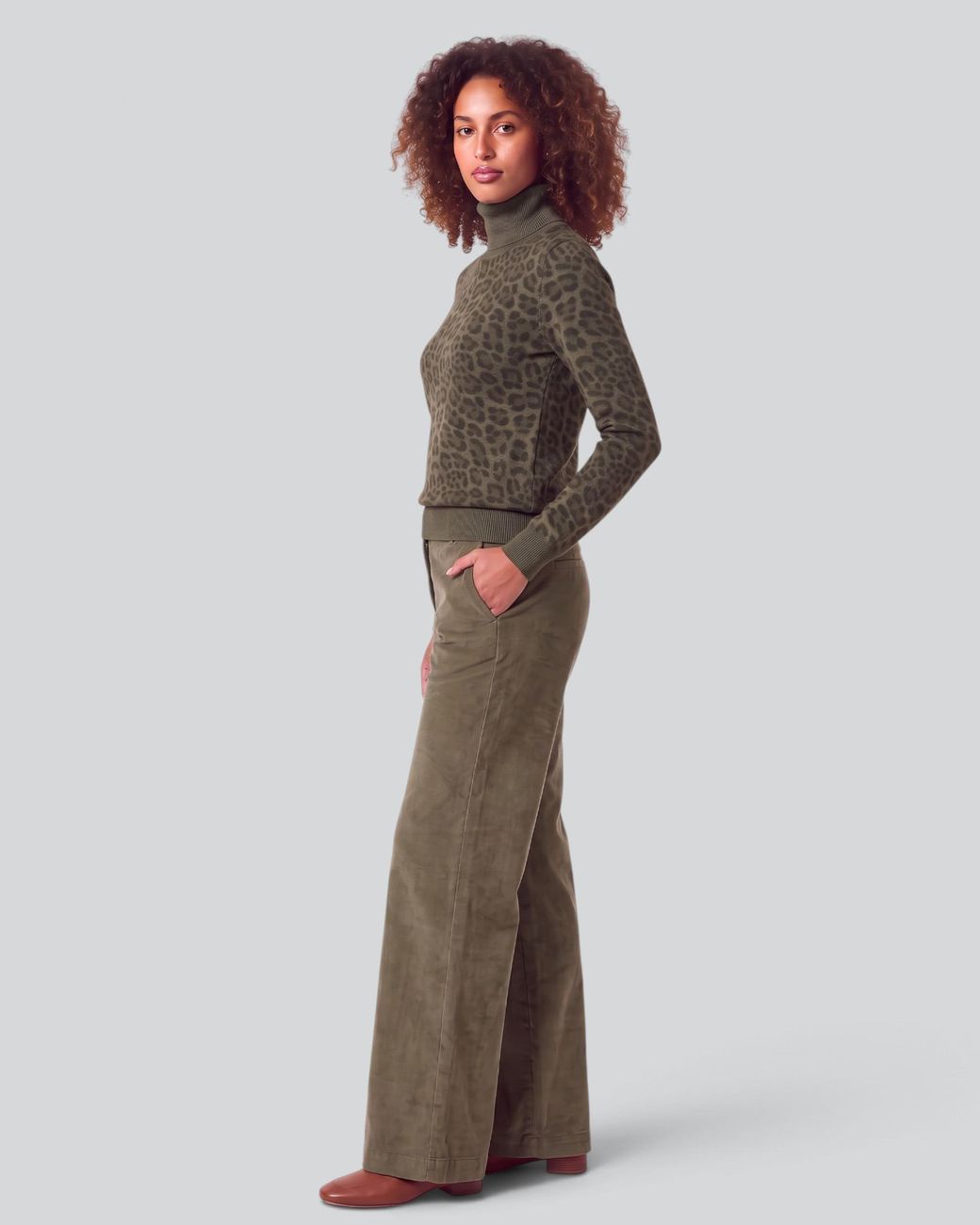 Lords of Harlech Green Rona Leopard Sage Merino Silk Cashmere Turtleneck