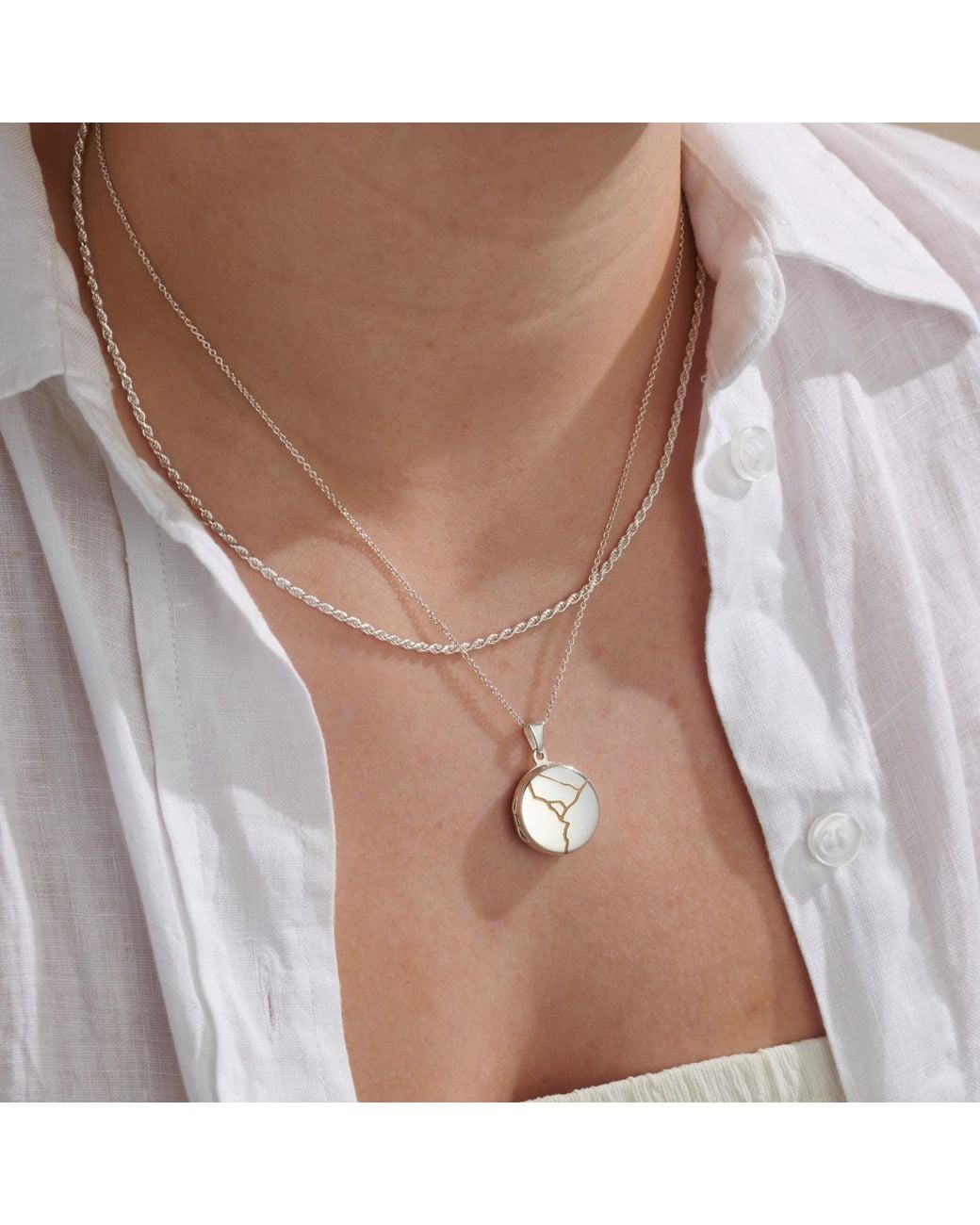 Posh Totty Designs Metallic Kintsugi Small Round Locket Necklace