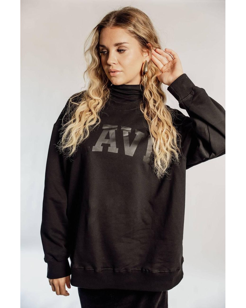 Rave on Trend Black Oversized Rave