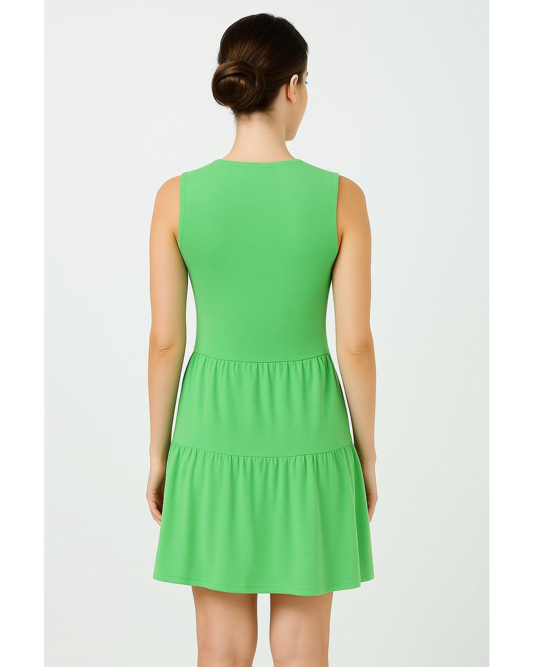 Conquista Green Apple Sleeveless V-Neck Jersey Dress – Loose Fit, Knee-Length