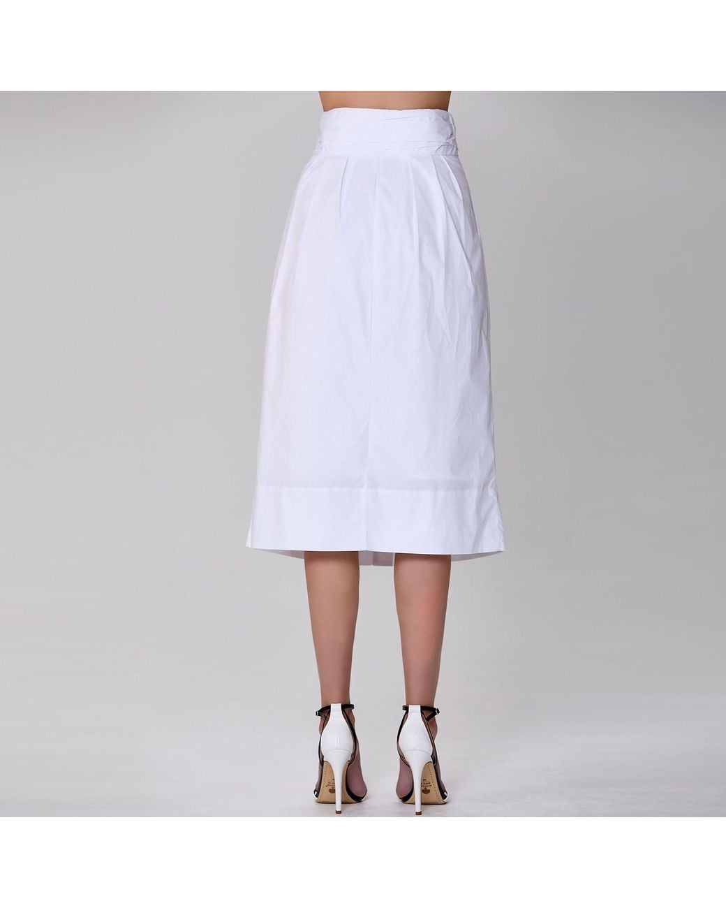Smart and Joy White Buttoned Straight Skirt