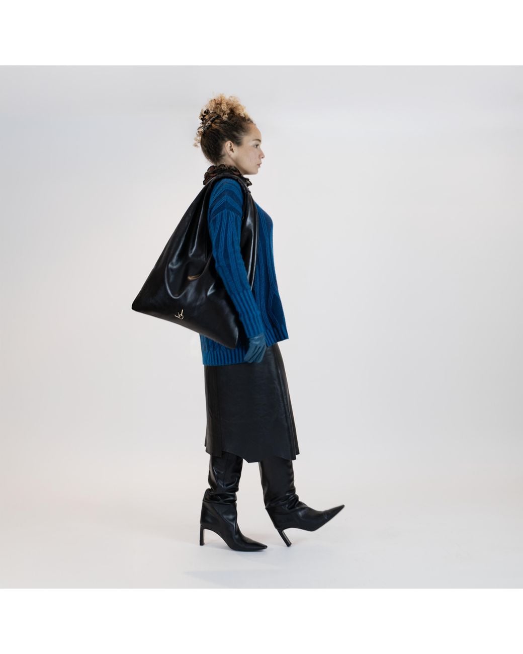 Jovie Black Classic V