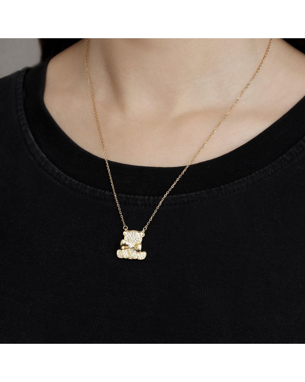 Arte Madrid White Circus Bear Necklace