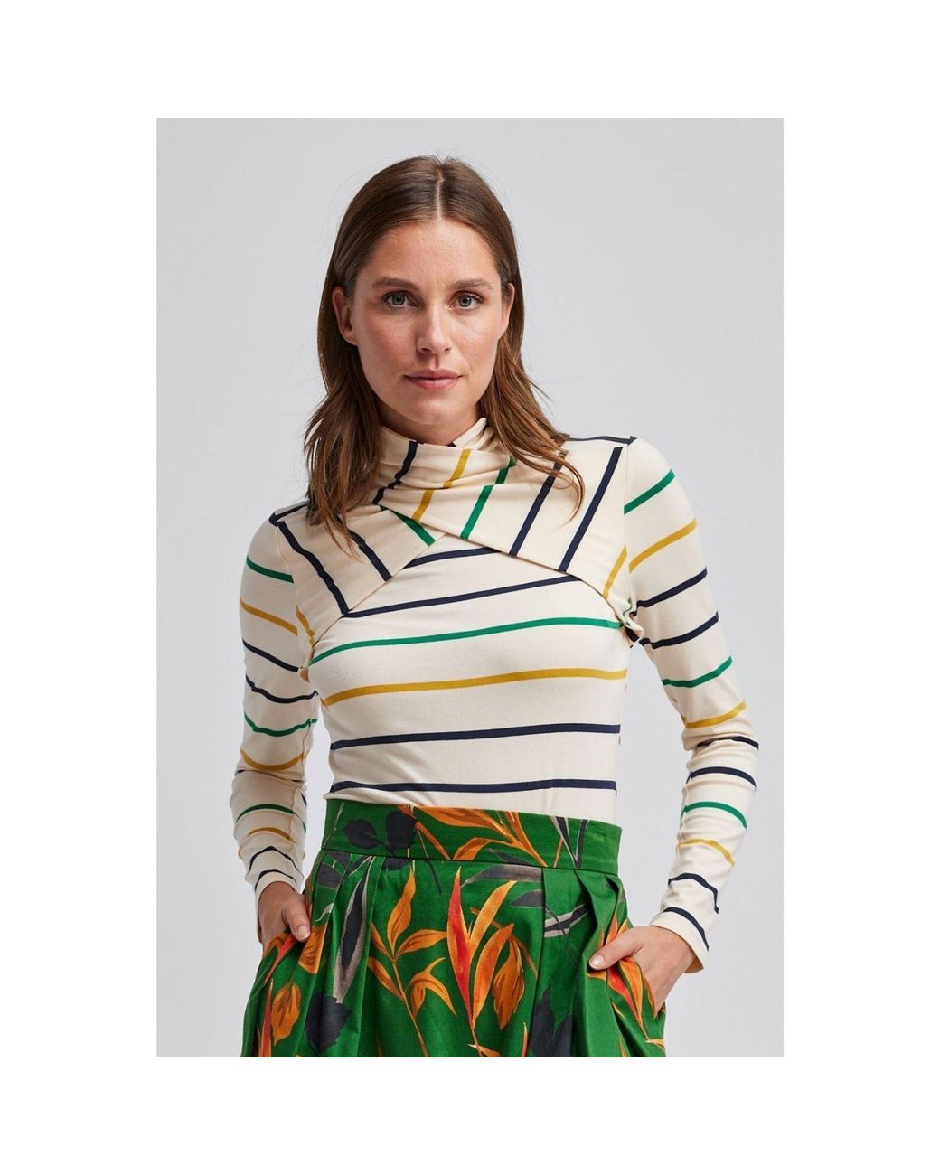 Marianna Déri White Striped Shirt With Twisted Collar