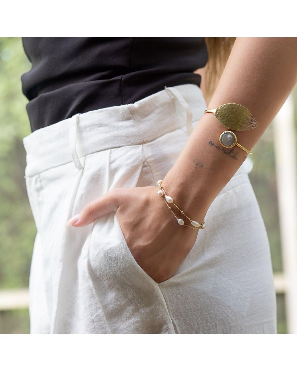 Ebru Jewelry Metallic Cleopatra Pearl Leaf Cuff Bracelet