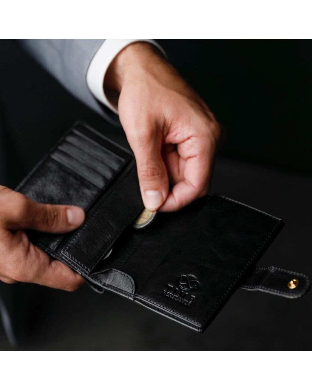 Time Resistance Black Leather Bifold Wallet With A Snap Closure for men