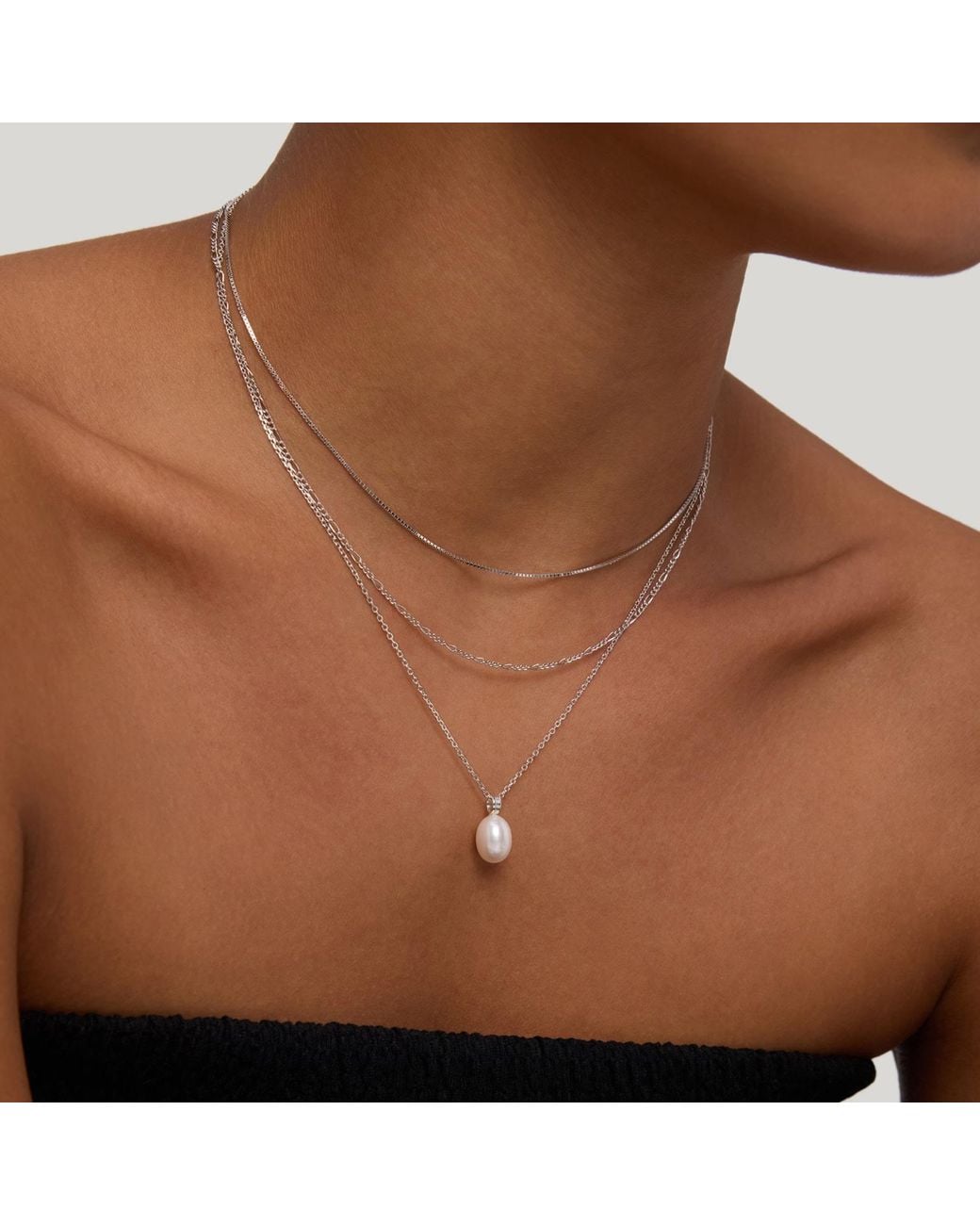 Vanhi Metallic Freshwater Pearl Necklace