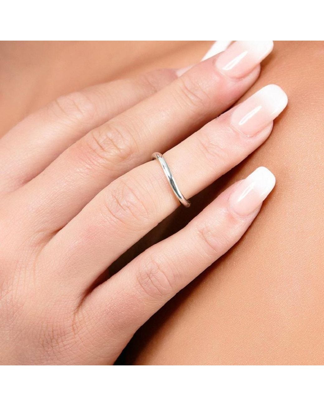 Lucy Quartermaine Metallic Curve Midi Ring