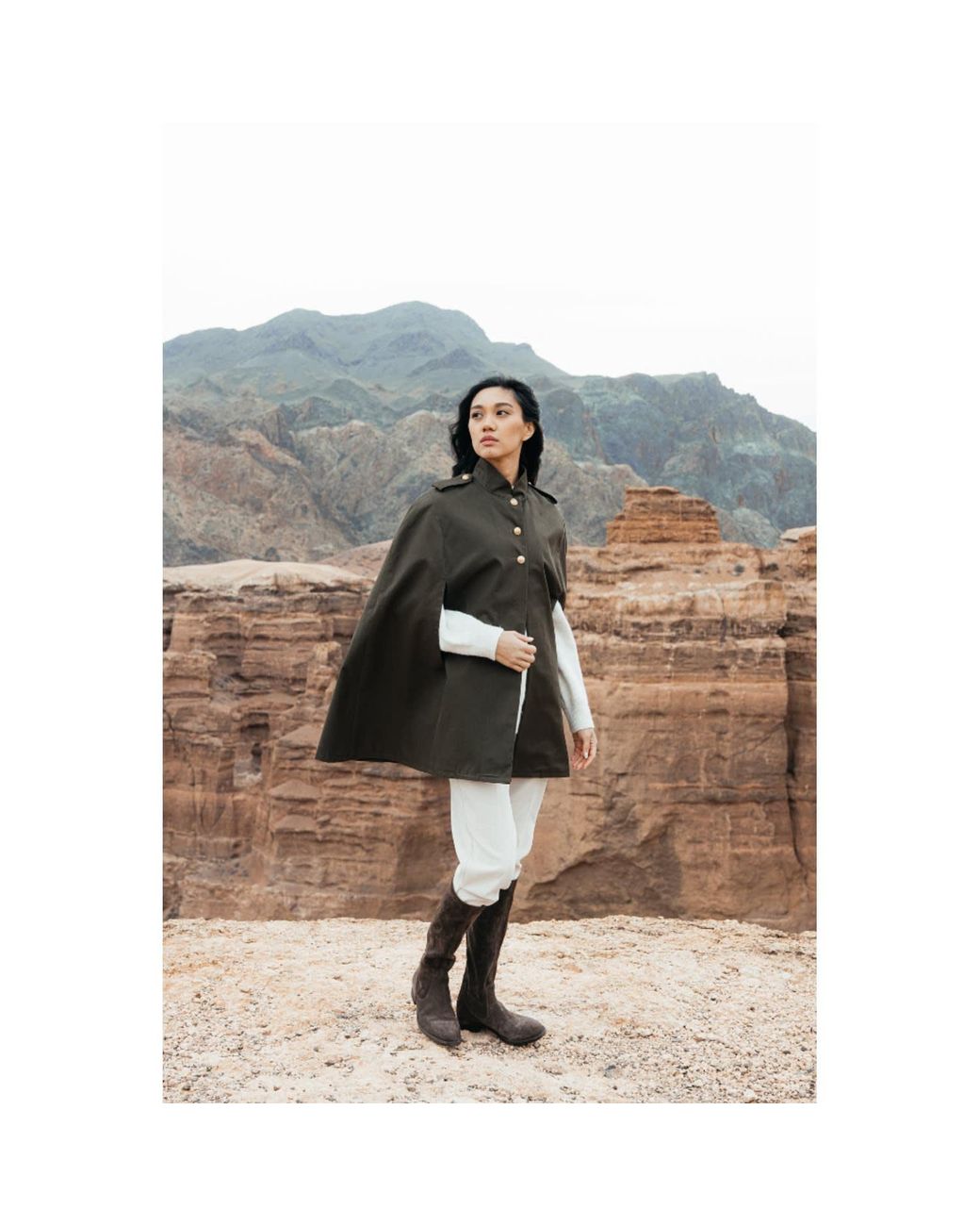 Coulange Green M83 Khaki Water-Repellent Cape Coat