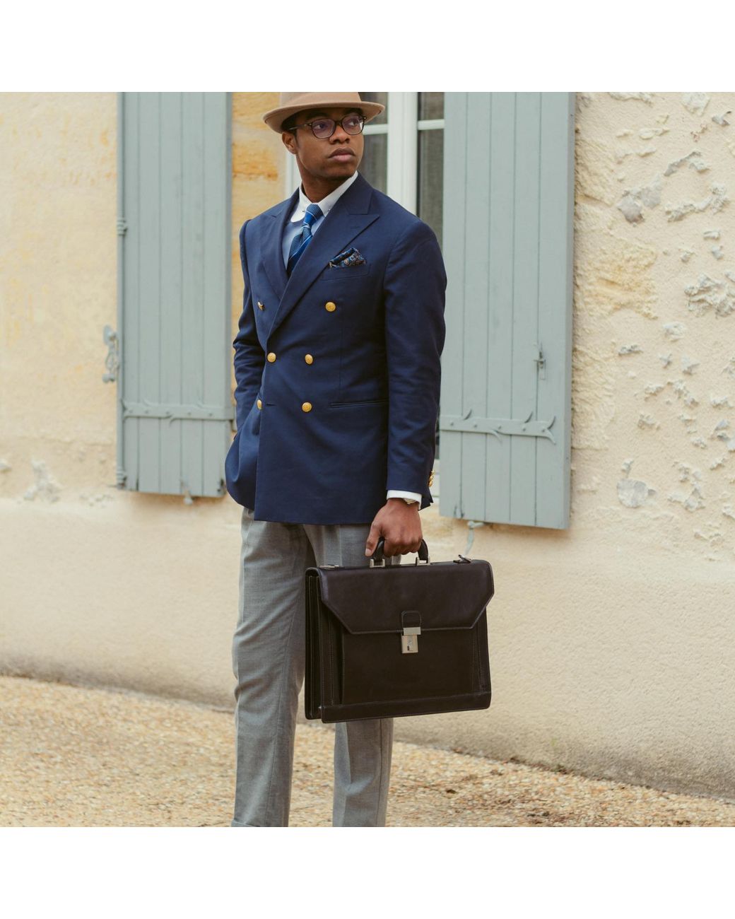 Time Resistance Black Large Leather Briefcase for men