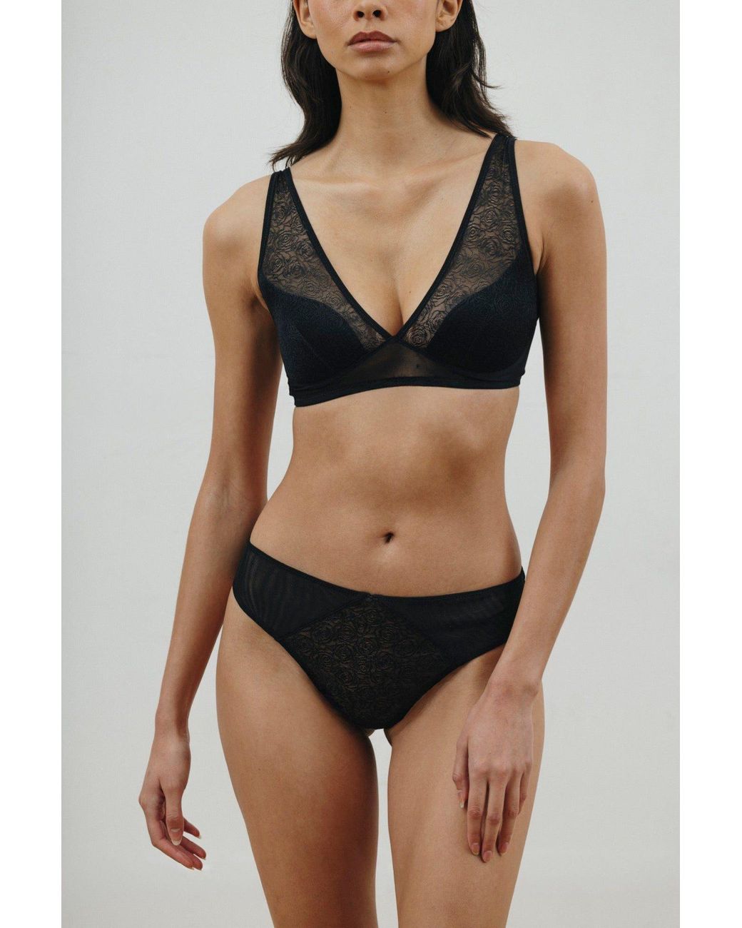 Verdant Intimates Black Rose Lace Plunge Molded Bra