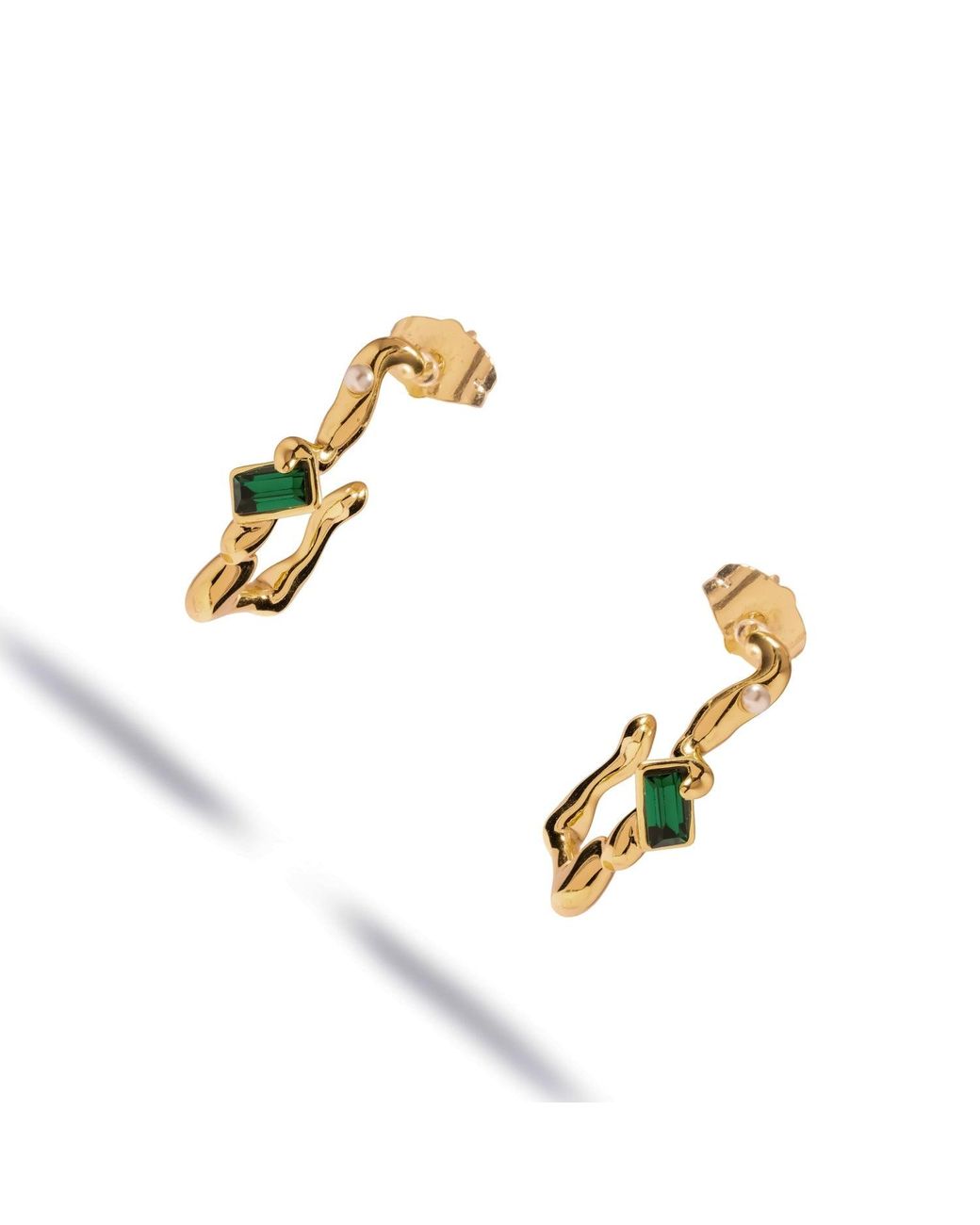 Ebru Jewelry Metallic Emerald Flow Pearl Earrings