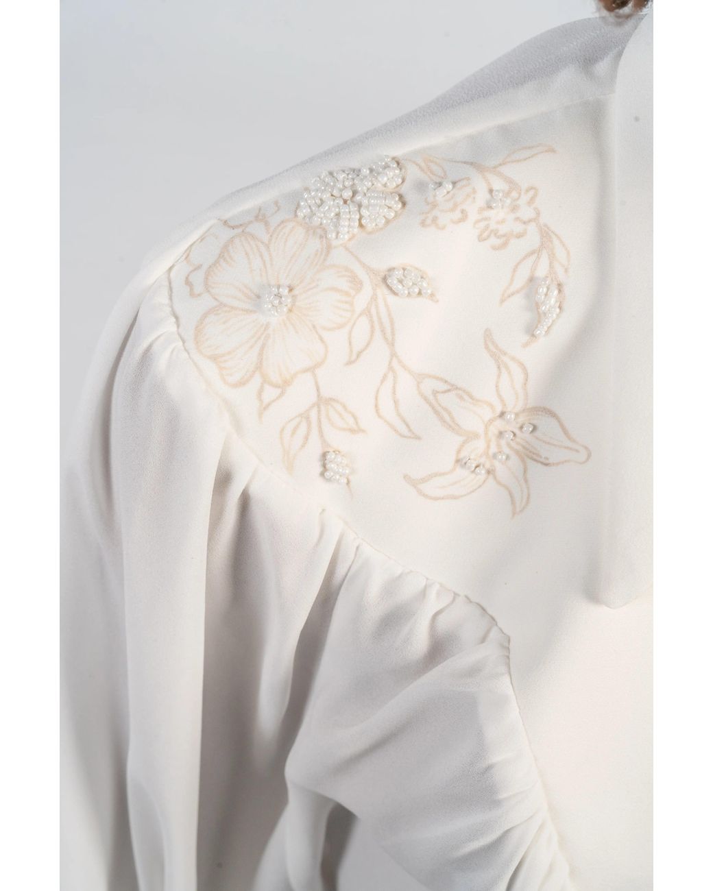 Rondooz White Quiet Bloom