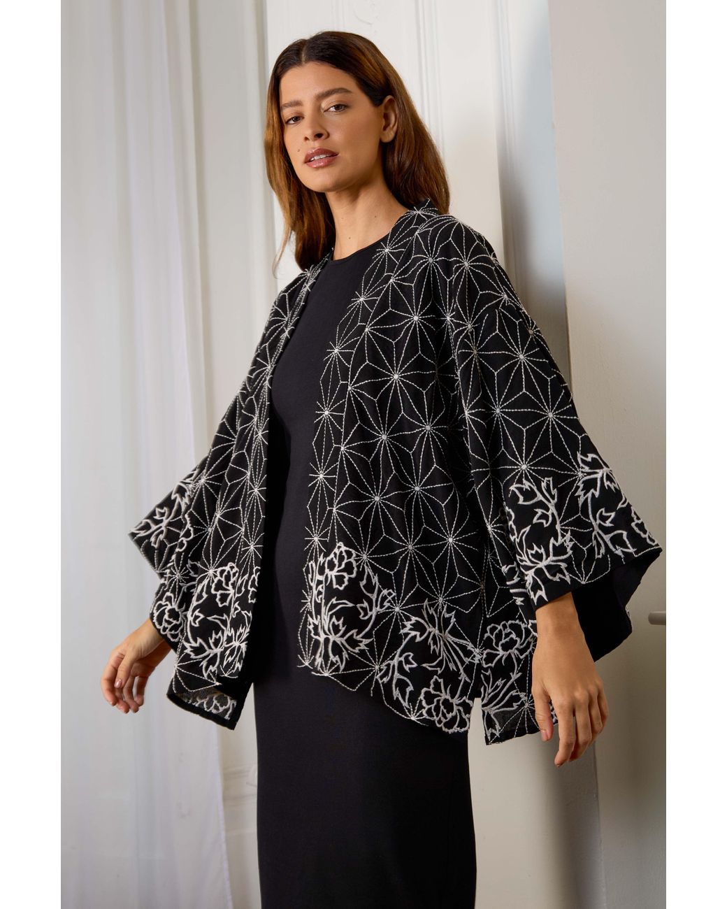 Artemis Muse Black Asanoha & Peony Embroidered & Ivory Fully Lined Short Kimono