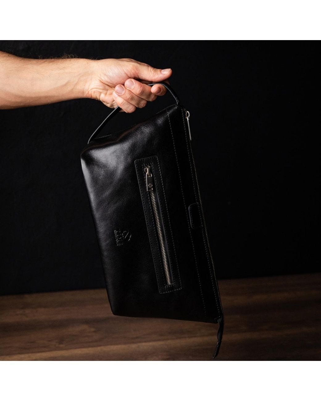 Time Resistance Black Leather Cosmetic Bag Dopp Kit for men
