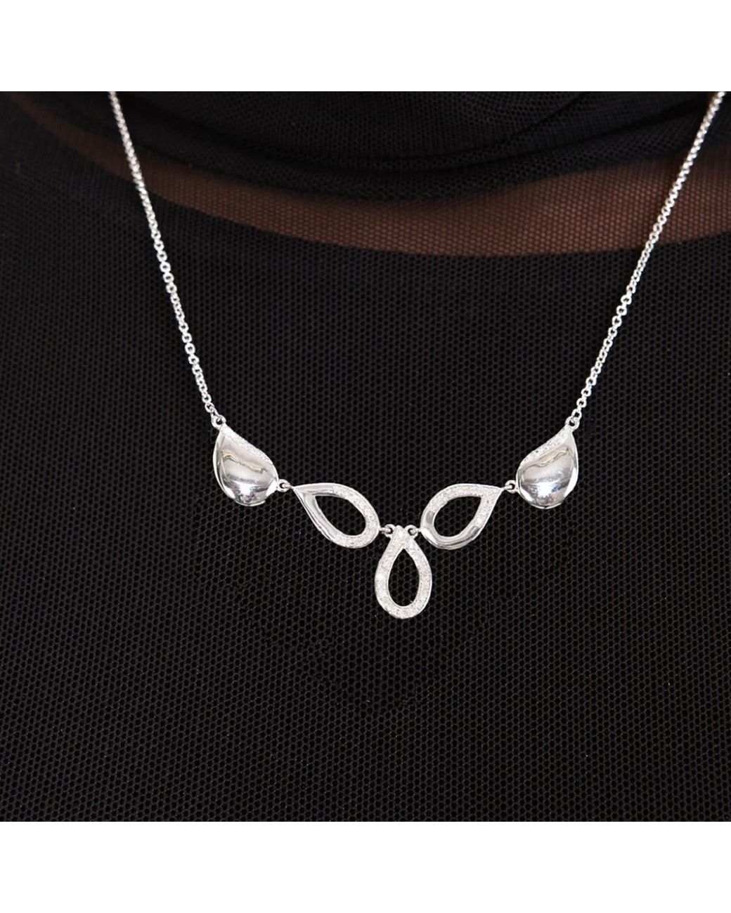 Lucy Quartermaine Metallic Melting Diamond Necklace