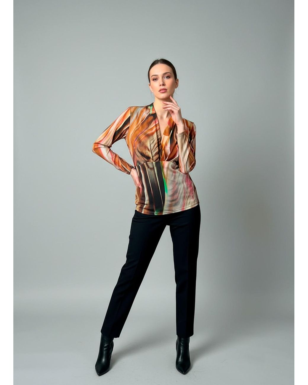 Conquista Orange Abstract Marbled Print V-Neck Long-Sleeve Top