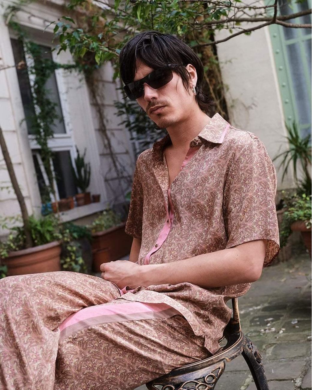 Monzlapur New York Pink Rose Paisley Motif Short Sleeve Shirt for men