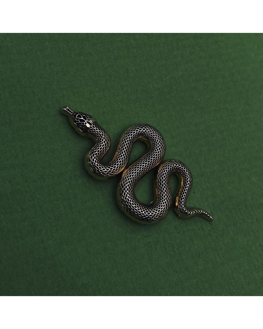 Make Heads Turn Metallic Golden Metal Pin Snake