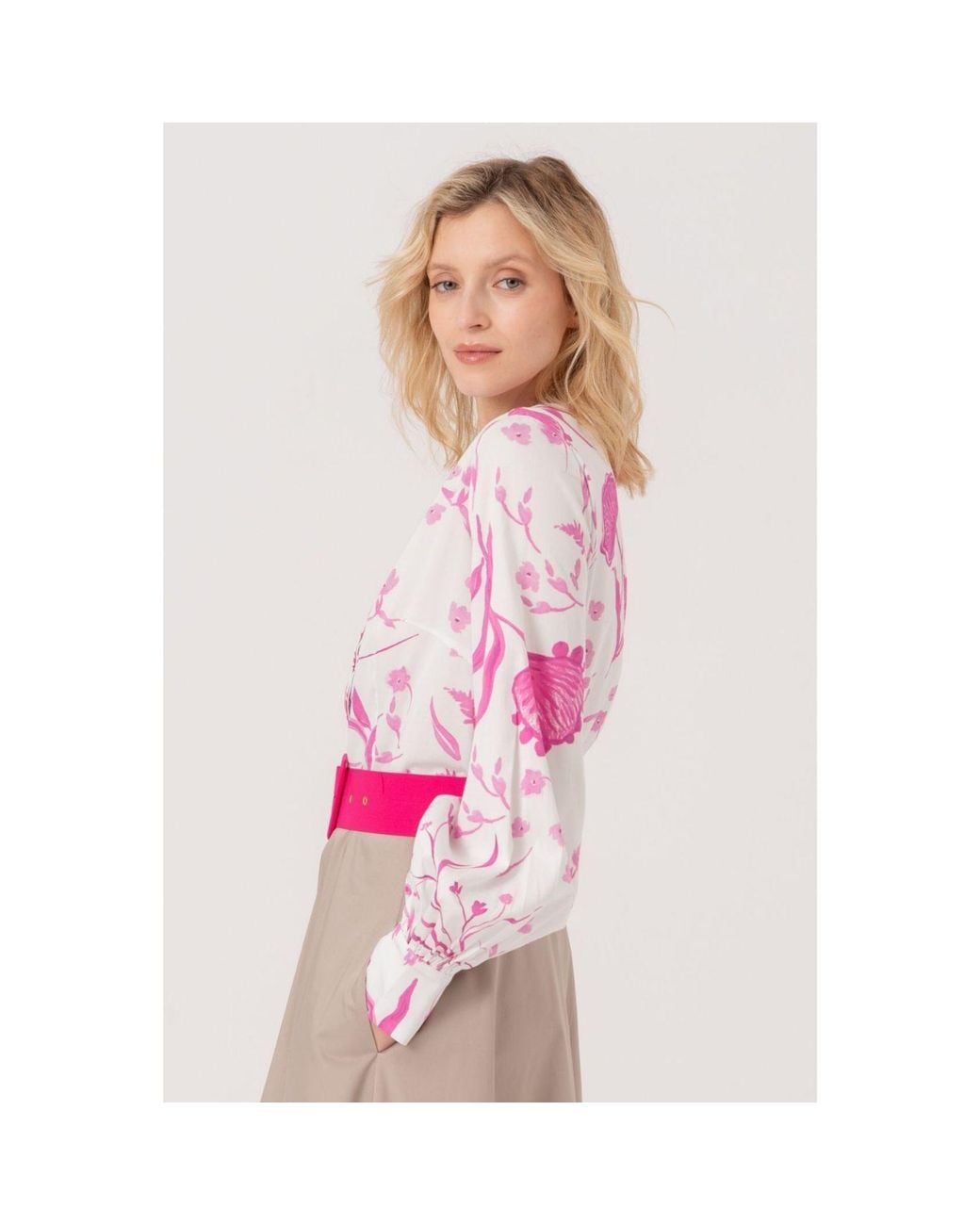 Marianna Déri Pink Blouse With Watercolor Floral Print