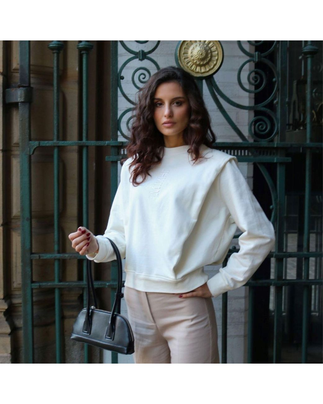 Mimhi Maison Gray Shoulder Pad Lauper Sweatshirt