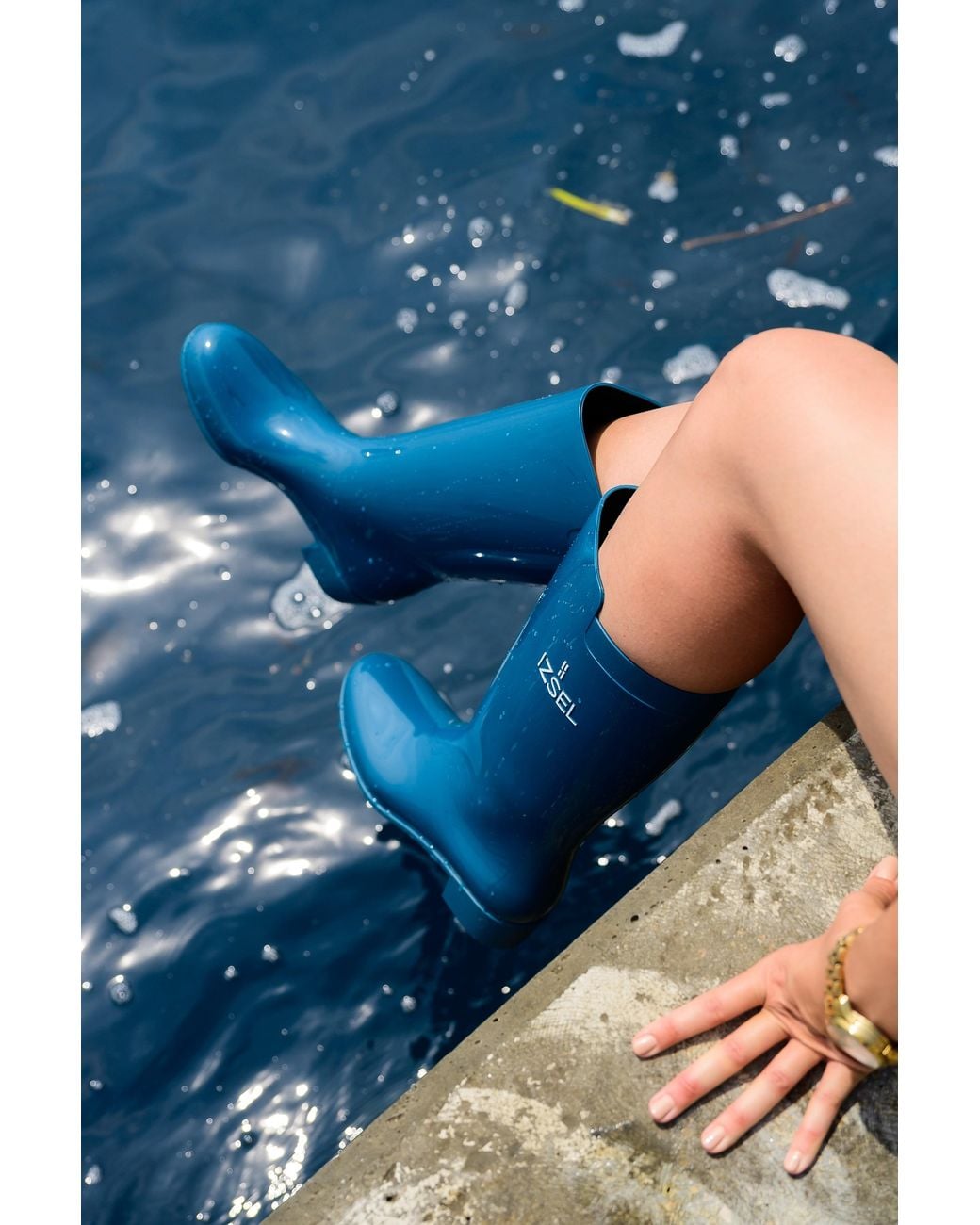 Izsel Blue Classic Rain Boot