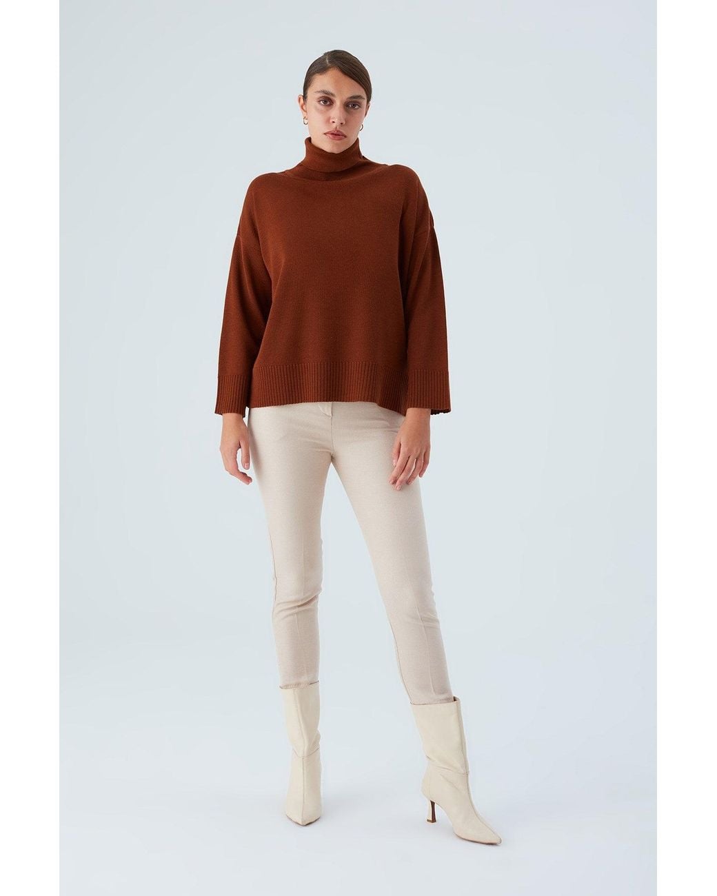 Peraluna Brown Wide Roll Neck Knitwear Pullover