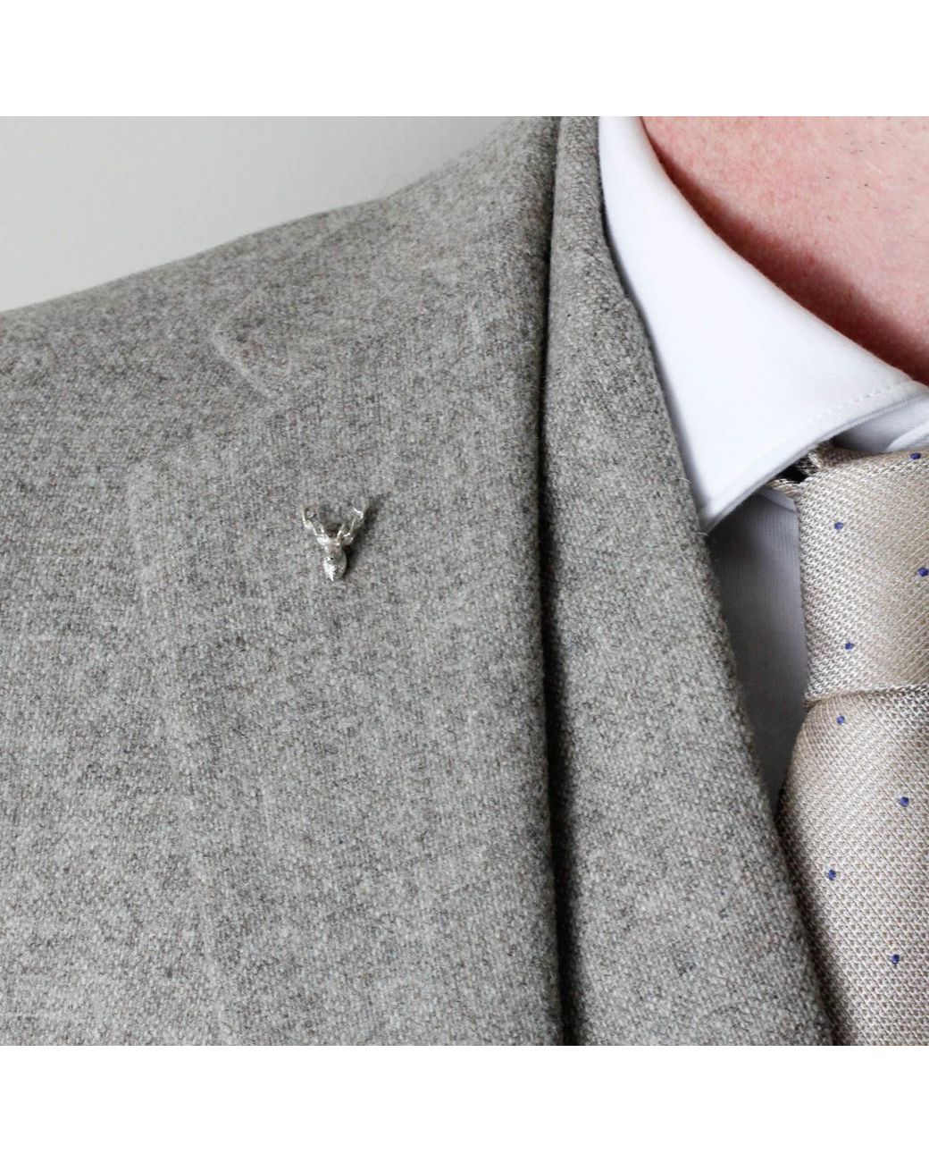 Lee Renee Metallic Stag Lapel Pin – for men