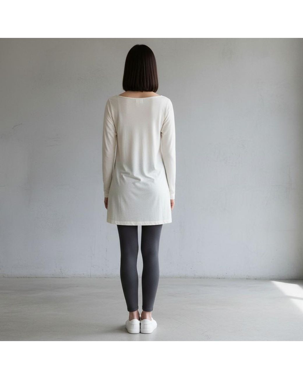 Conquista White Neutrals Cream Long-Sleeve Relaxed Fit Top