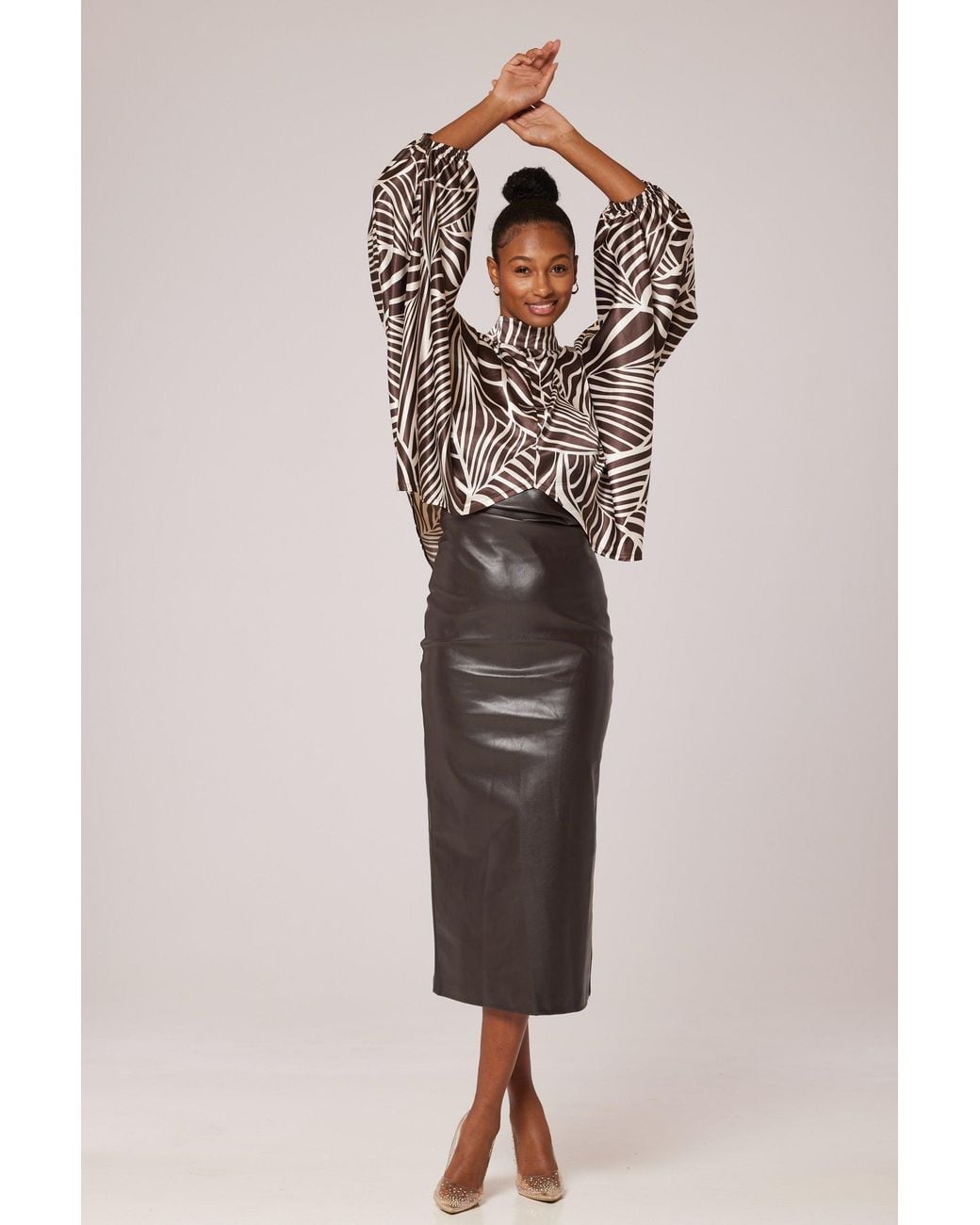 Lioness by Tf Black Cream Palm Leaves Tunic